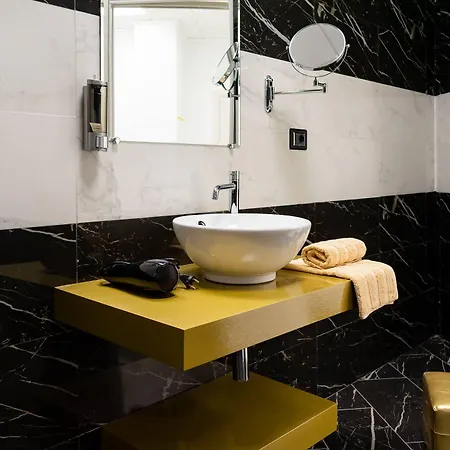 Royal 4* Bolonia