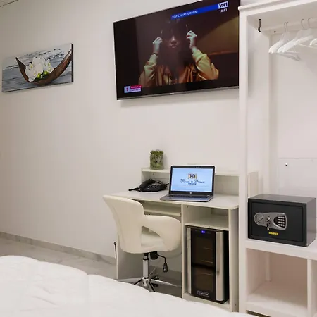 Bed and Breakfast Royal 4*